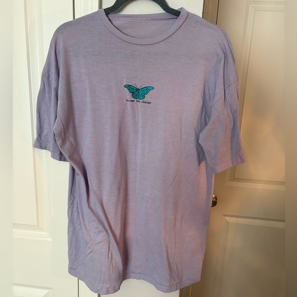 Tops - Lavender Graphic oversized T-Shirt
